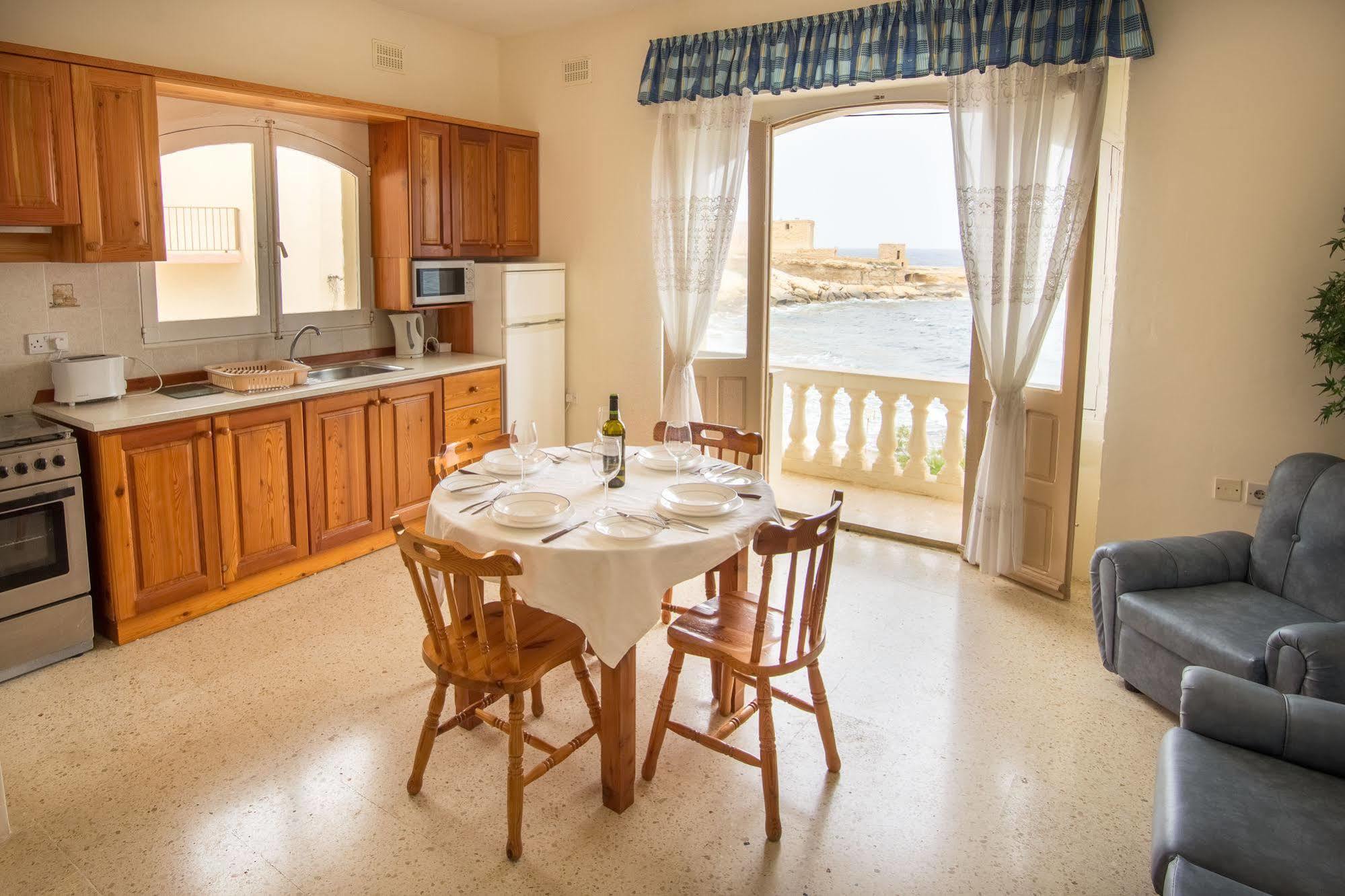 Horizon Apartments Gozo Marsalforn Exterior photo
