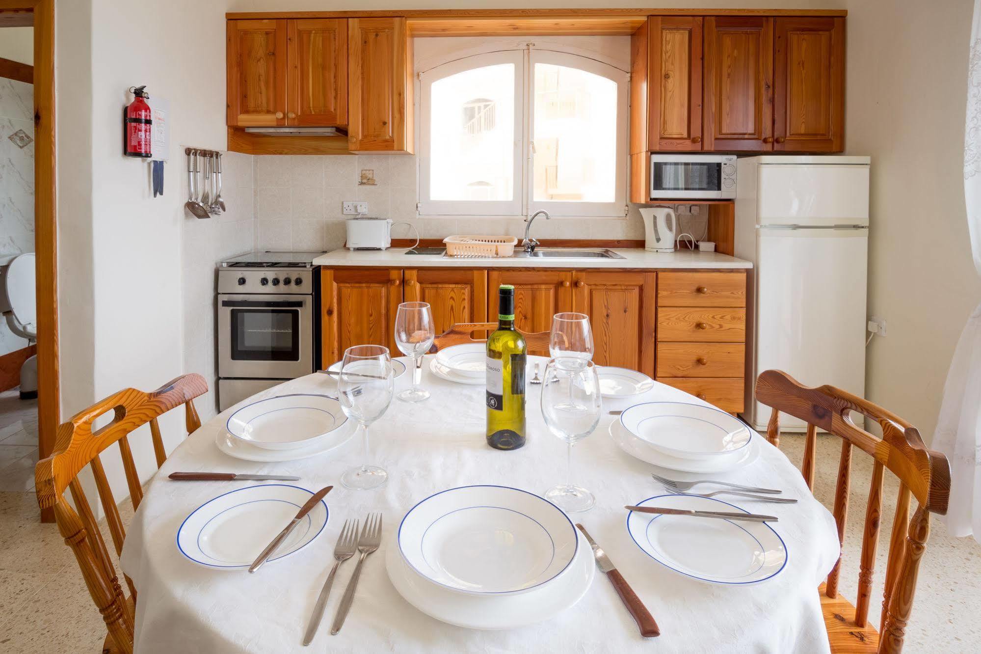 Horizon Apartments Gozo Marsalforn Exterior photo
